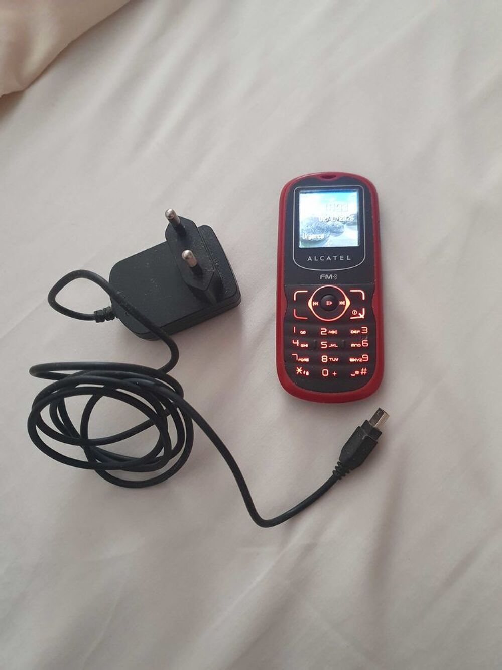 alcatel one touch OT-305 Téléphones et tablettes