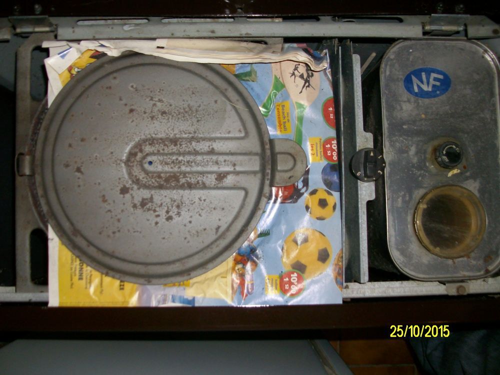 POELE A MAZOUT HF7600 Electroménager