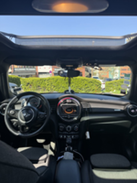 One Hatch 5 Portes 102 ch BVA6 2017 occasion 95100 Argenteuil