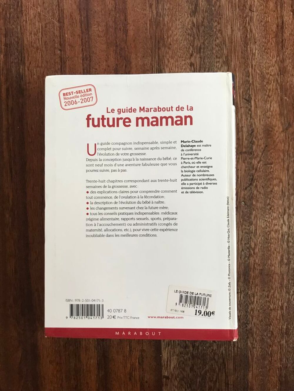 Livre " Le guide marabout de la future maman " Puériculture