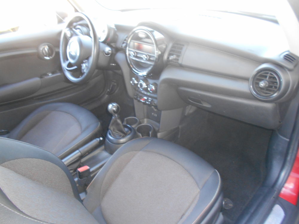 One Hatch 3 Portes 102 ch 2015 occasion 73420 Drumettaz-Clarafond