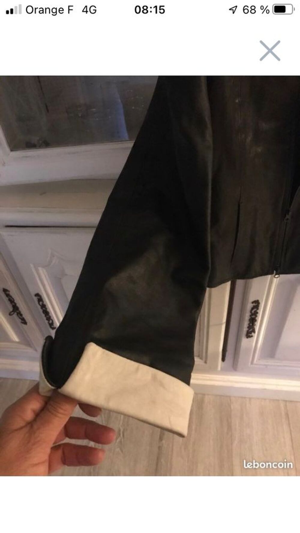 tr&egrave;s belle veste tout cuir Vêtements