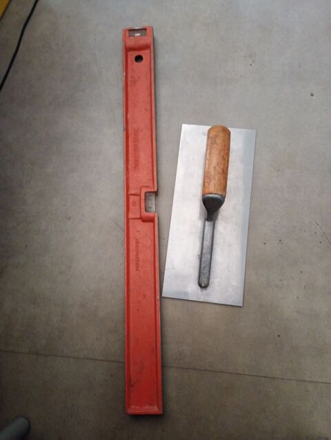 Lot outils remis en main propre Lyon 3 (69)