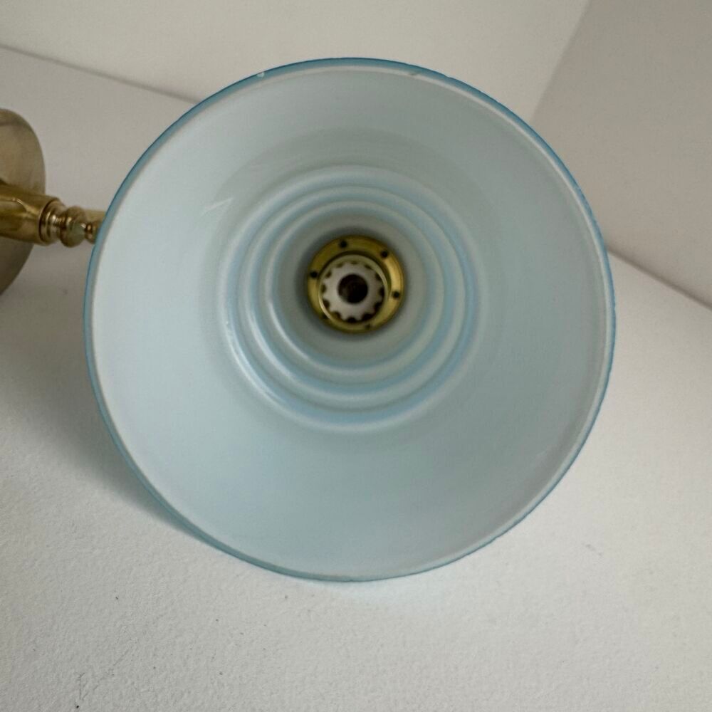  PAIRE D'ANCIENNES APPLIQUES EN OPALINE BLEUE VINTAGE Décoration