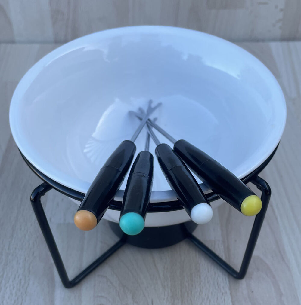 Service &agrave; fondue &agrave; chocolat &agrave; la bougie avec 4 fourchettes Cuisine