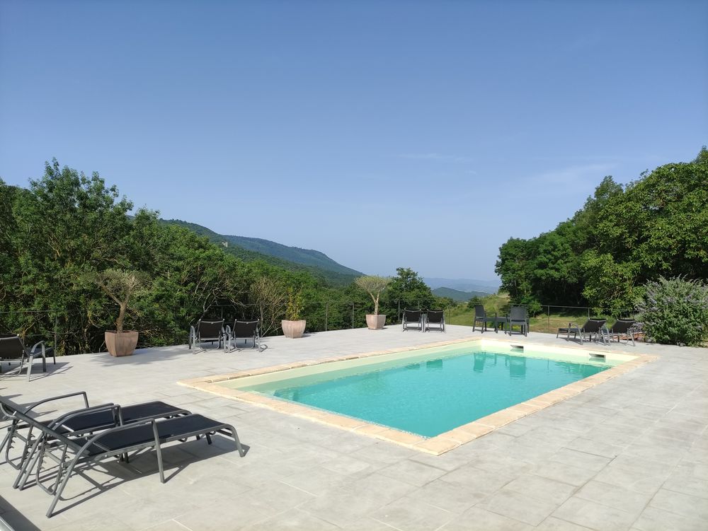 Vente Propriété/Château Propriété ENTIEREMENT rénovée, de 700 m² habitable, sur 21 h Belcastel-et-buc