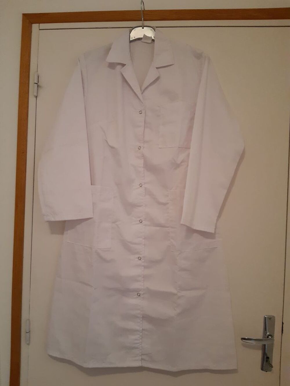 Blouse 2 blanches et 1 bleu ciel femme Taille 42 - XL ? Neuf Vêtements