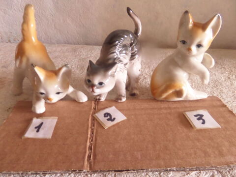 14 petits chats en faience 5 Lyon 8 (69)