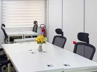   Grand bureau tout compris chez Regus Grenoble, Fontaine - Fontaine Fontaine