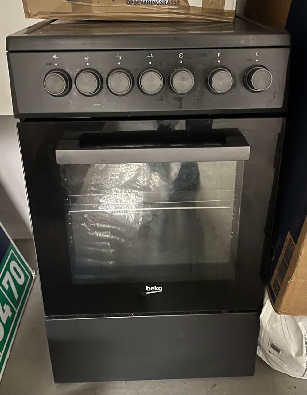  Cuisini&egrave;re pose libre /4 foyers vitroc&eacute;ramiques Beko Electromnager