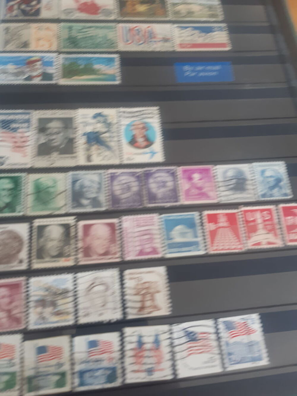 Albums de timbres anciens de 4 g&eacute;n&eacute;rations 