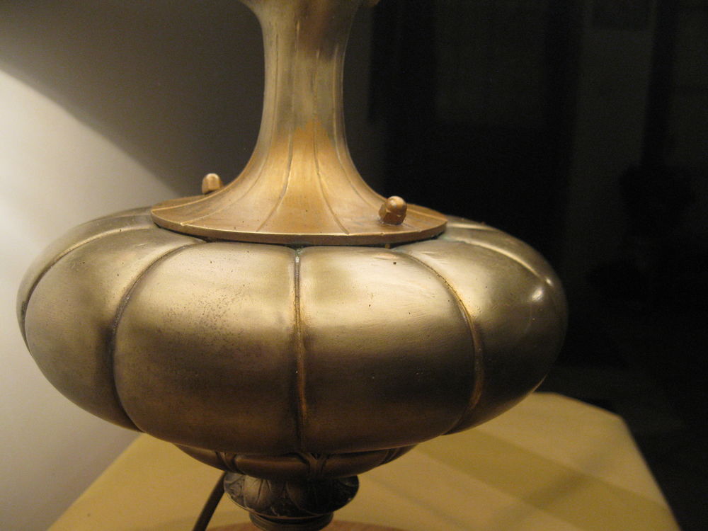 jolie lampe en bronze ancienne Décoration