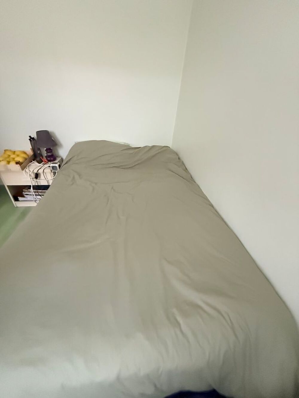 +Lit+comprenant+:
Sommier-pieds-matelas Meubles
