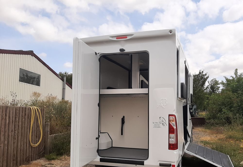 Master MASTER CA L2H2 3.5t 2.3 dCi 130 E6 GRAND CONFORT 2017 occasion 02880 Margival