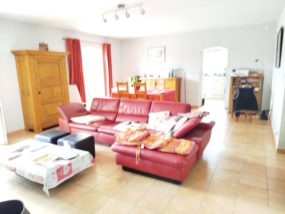Vente Villa Belle Villa 160 m² (4 ch.) + piscine + garage double. Salernes