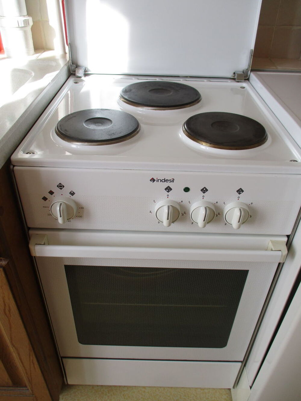 Cuisini&egrave;re &eacute;lectrique Electroménager