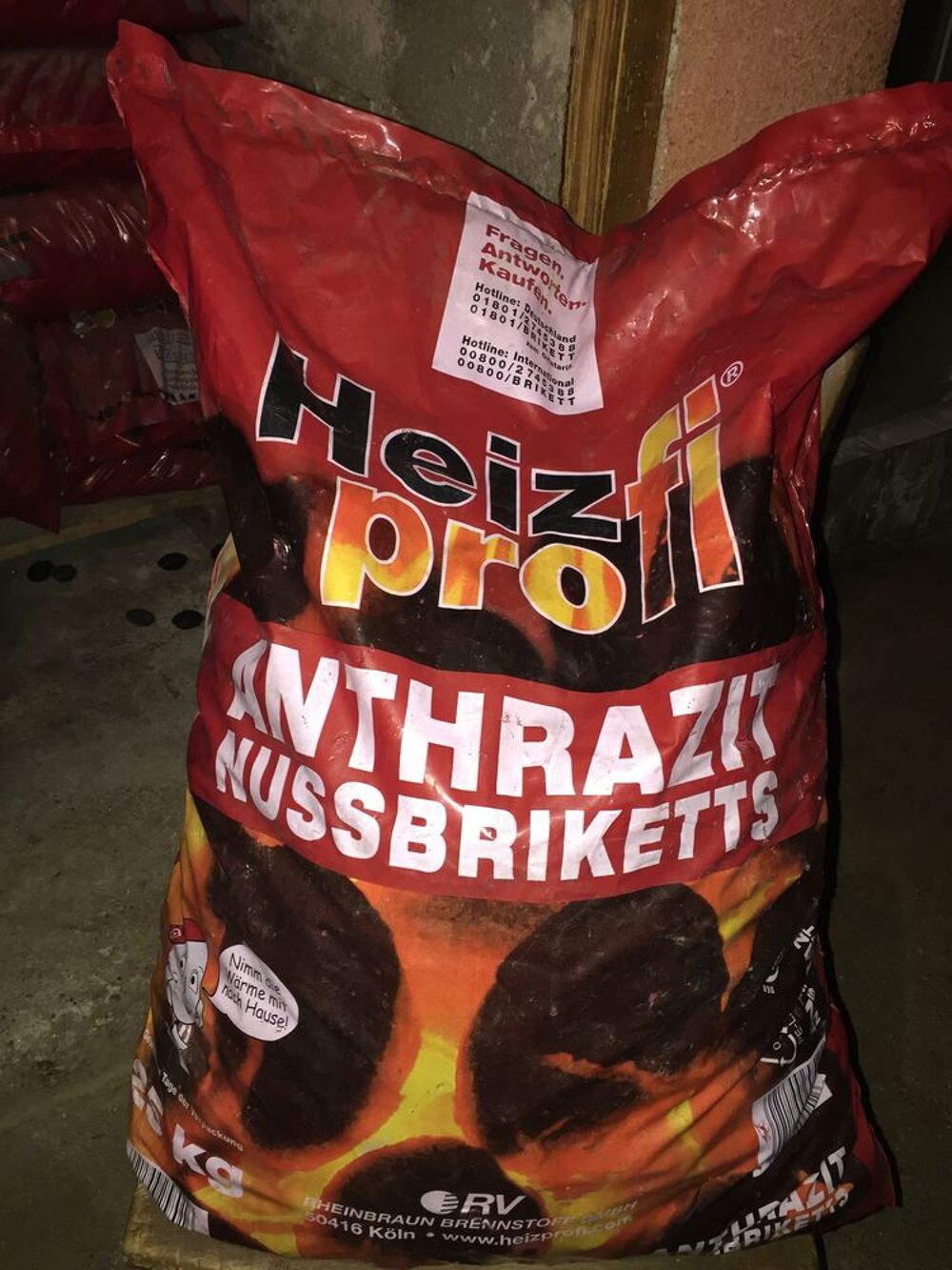 COKE ANTRAZIT NUSSBRIKETTS Jardin