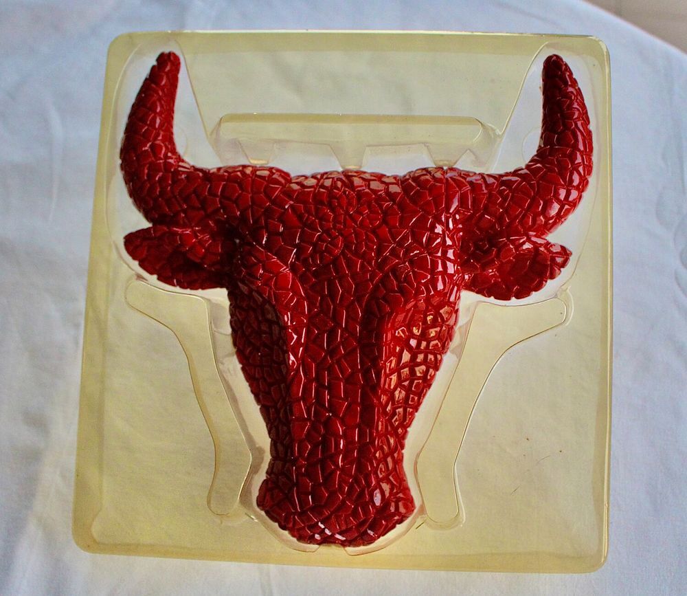 " T&Ecirc;TE DE TORO " Décoration