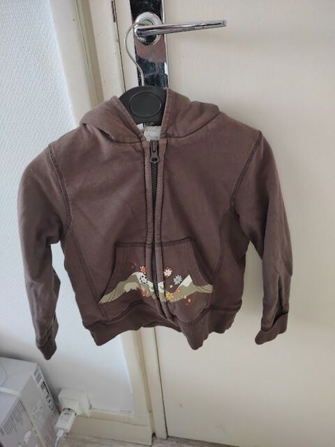 AN (14) - 5 ans ? Gilet marron  �Sergent Major�  4 Paris 13 (75)