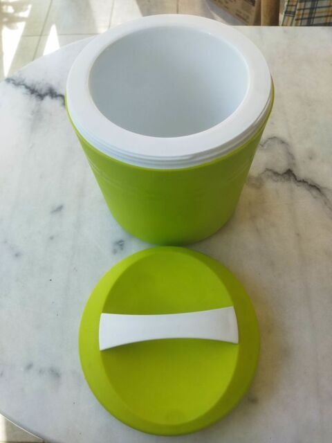 Pot thermo hauteur 19cm Diametre 16cm 1.5 Litre 6 Montpellier (34)