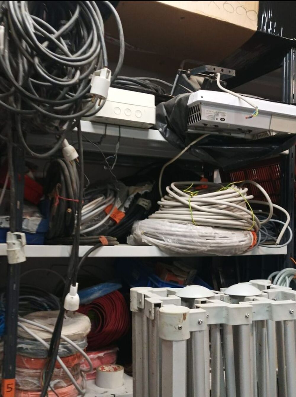 VIDE GARAGE GRENIER MAISON Bricolage