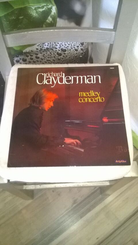 Vinyle Richard Clayderman
Medley Concerto
1978
Excellent 3 Talange (57)