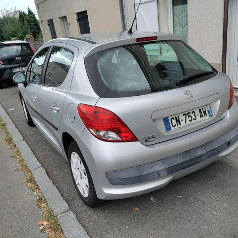 Peugeot 207 1.4 VTi 95ch Active