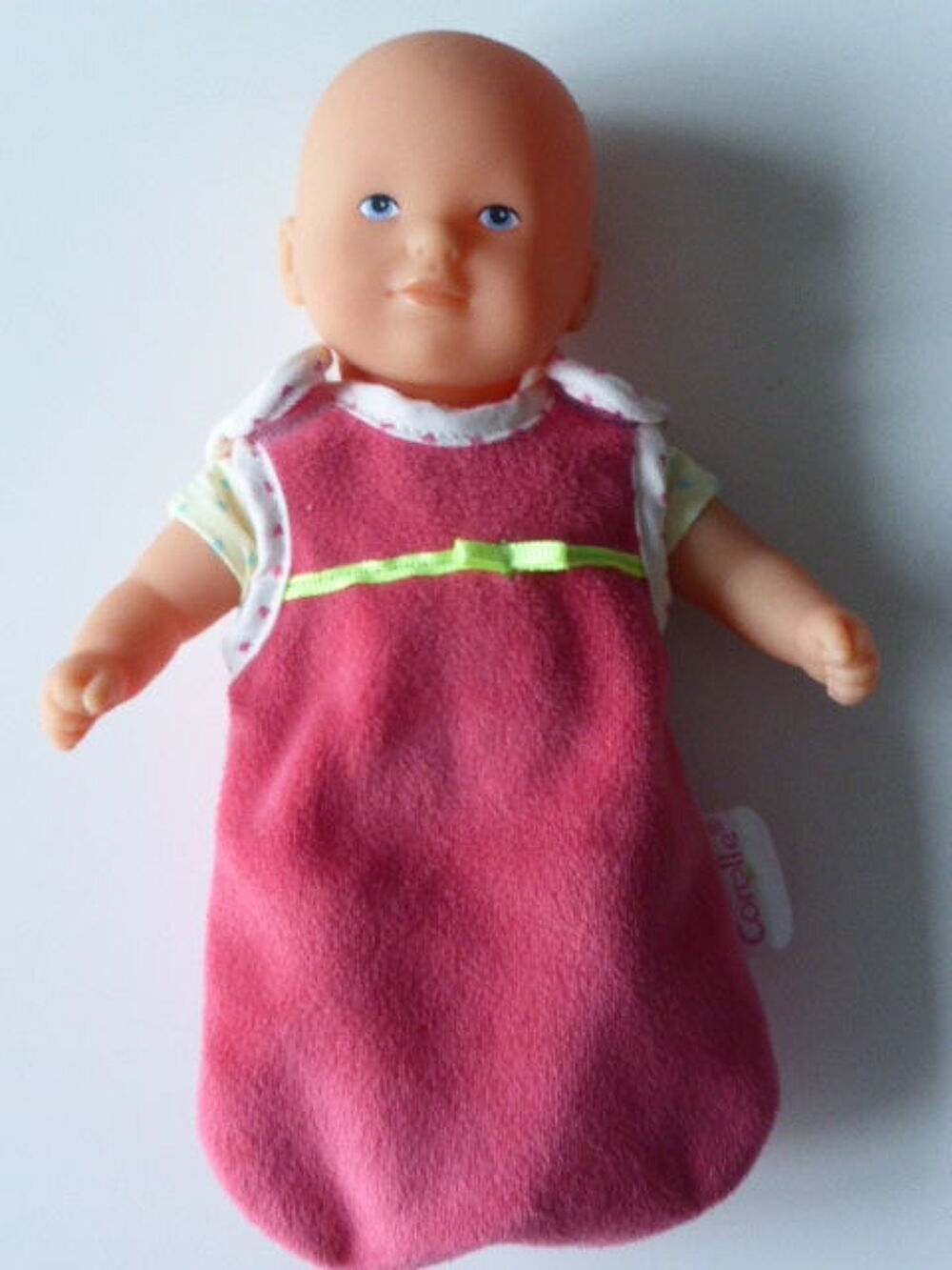 Corolle poup&eacute;e mini calin 2016 corps jaune et sa turbulette Jeux / jouets