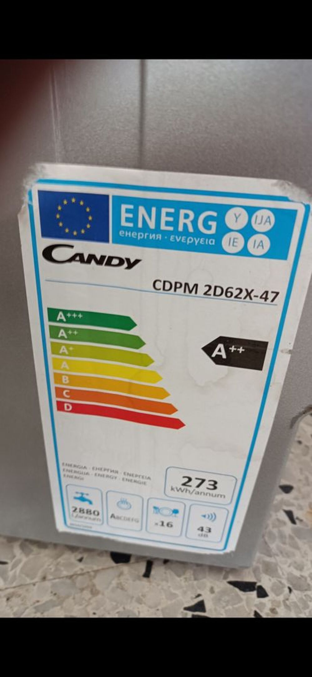 tr&egrave;s bon lave-vaisselle Candy couleur anthracite quasi neuf Electroménager