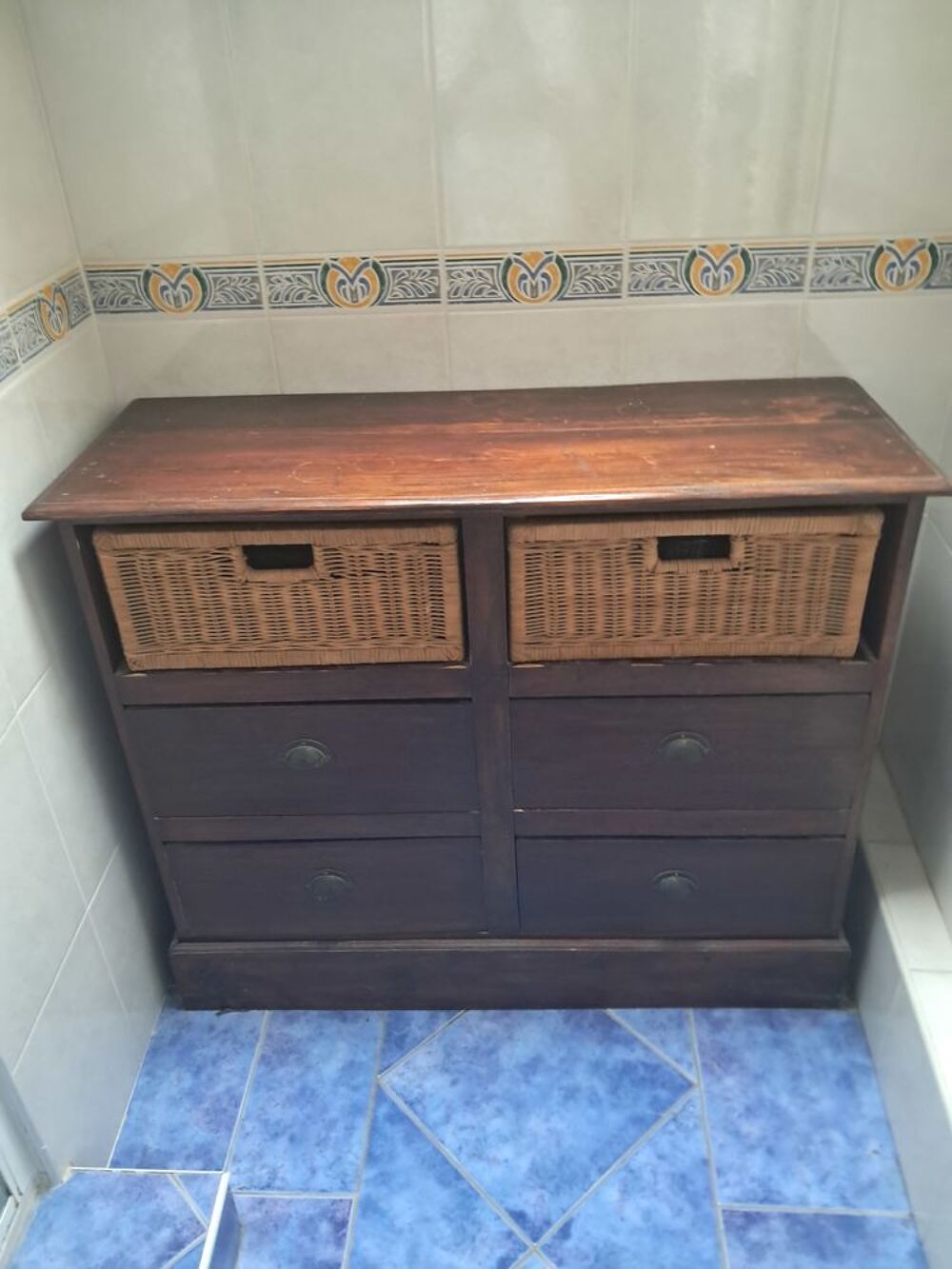 COMMODE EN BOIS ANCIENNE Meubles