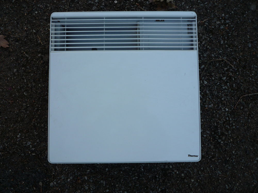 Radiateur &eacute;lectrique mural Thermor 1000w Bricolage