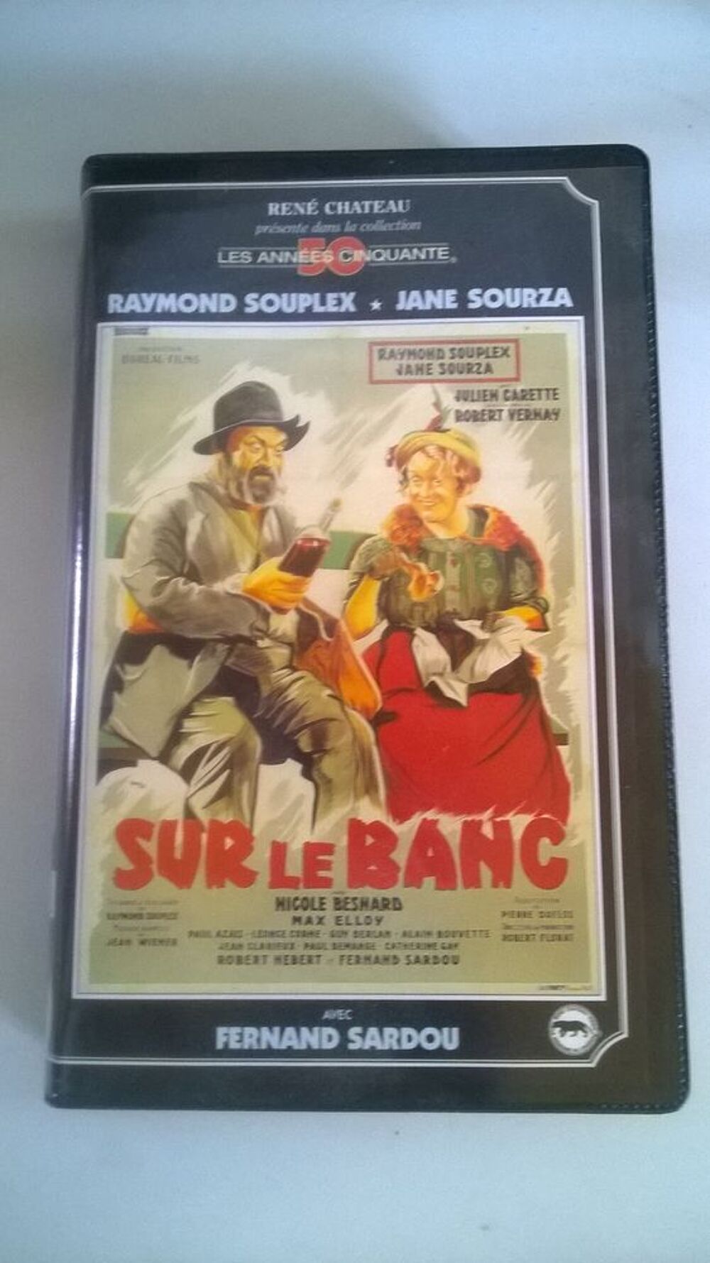 VHS - Sur le Banc (le film de Robert Vernay)
DVD et blu-ray