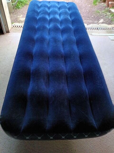 matelas pneumatique 8 Corps-Nuds (35)