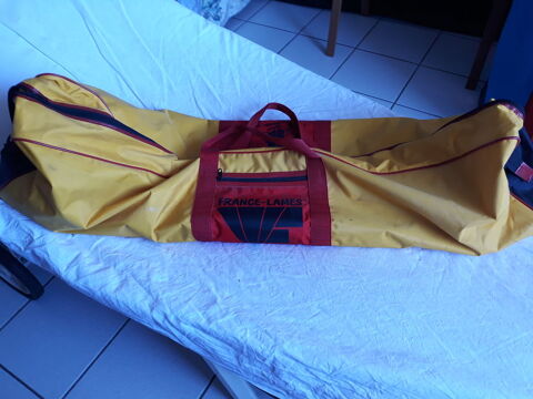 SAC ESCRIME AVEC CASQUE-FLEURETS-TENUE-POUR ENFANT 8/10 ANS 0 L'Isle-sur-la-Sorgue (84)