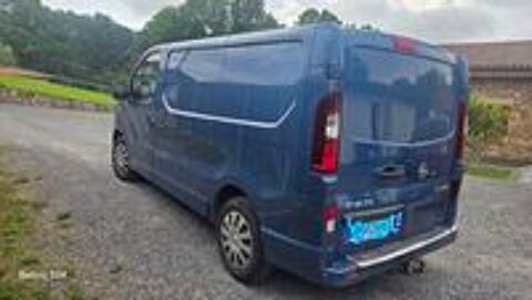 Vivaro VIVARO FGN F2700 L1H1 1.6 CDTI 125 CH BITURBO ECOFLEX S/S PACK CLIM + 2017 occasion 64500 Saint-Jean-de-Luz