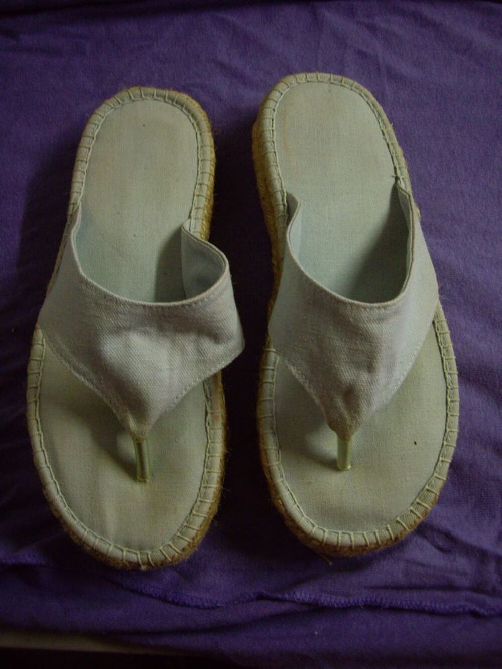 Paire d'Espadrilles &agrave; large semelle pt 40 Chaussures
