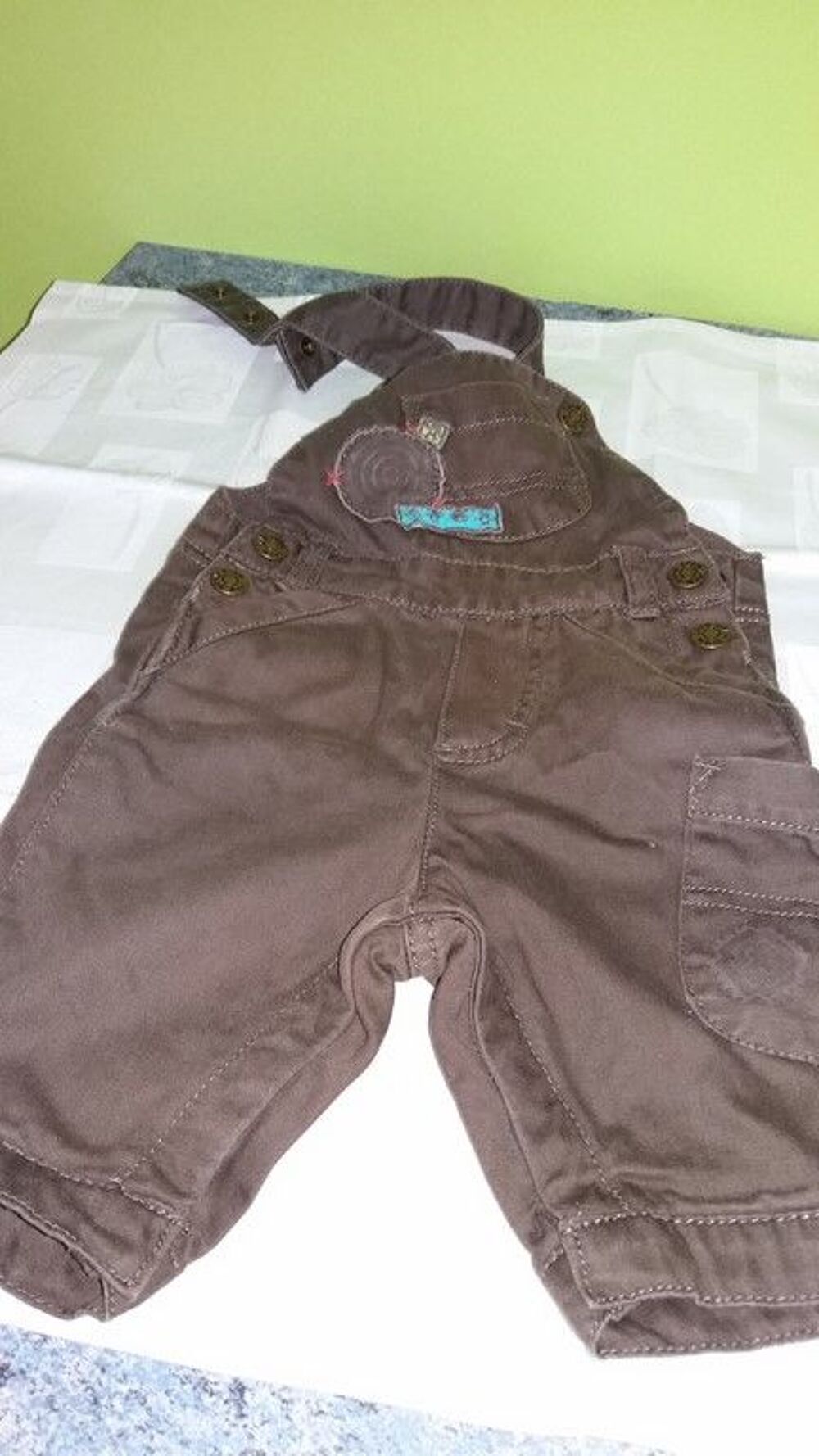 VETEMENTS BEBE DE 0 A 6 MOIS NEUF Pu�riculture