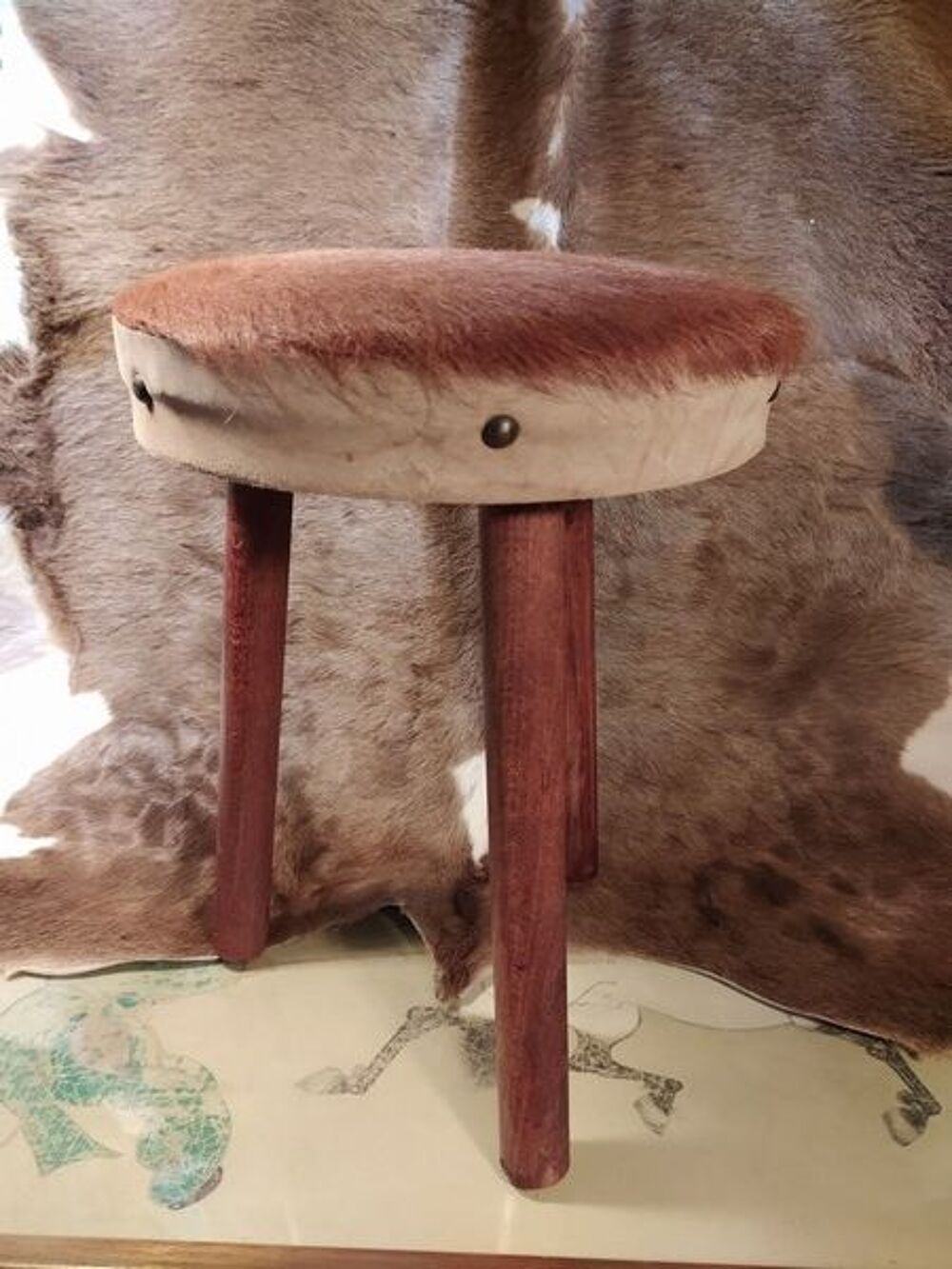 Tabouret Bois et Cuir Peau de Vache Vintage Meubles