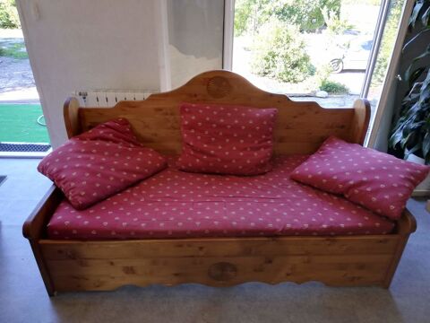 Canap� bois  250 Contamine-sur-Arve (74)