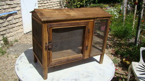 Ancien garde-manger - années 1940 60 Gargenville (78)