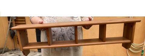 Etagère de rangement pour CD 15 Les Églisottes-et-Chalaures (33)