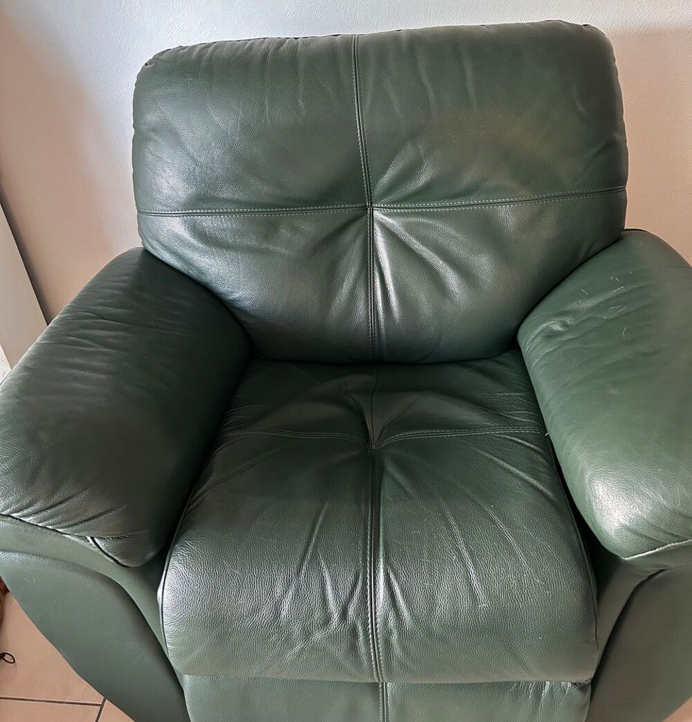Salon cuir vert canap&eacute; et 2 fauteuils Meubles
