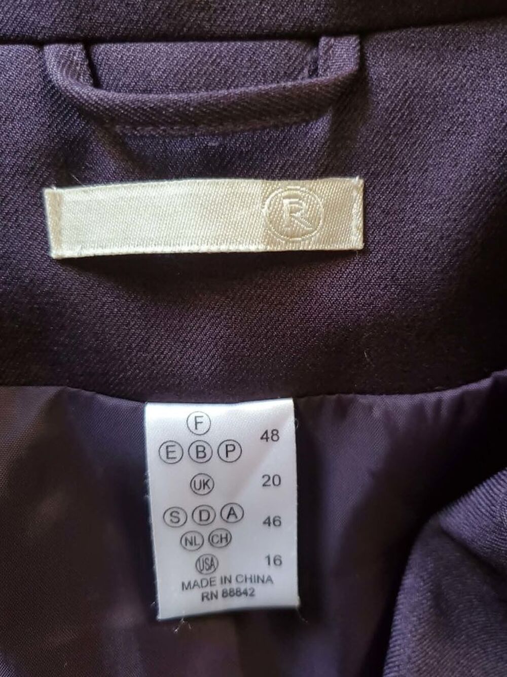 VESTE FEMME TAILLE 48 PRUNE Vêtements