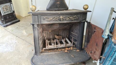 joli po�le  a retap� .19cm de diam�tre, gros foyer 0 Di�moz (38)