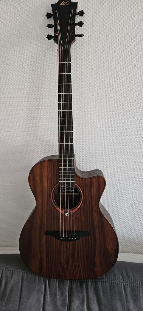 Guitare lag lectro-acoustique 390 Mondelange (57)