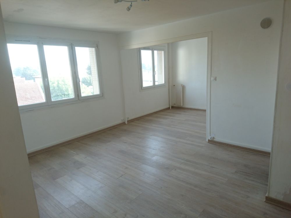 Location Appartement appartement T4 Saint-Égrève