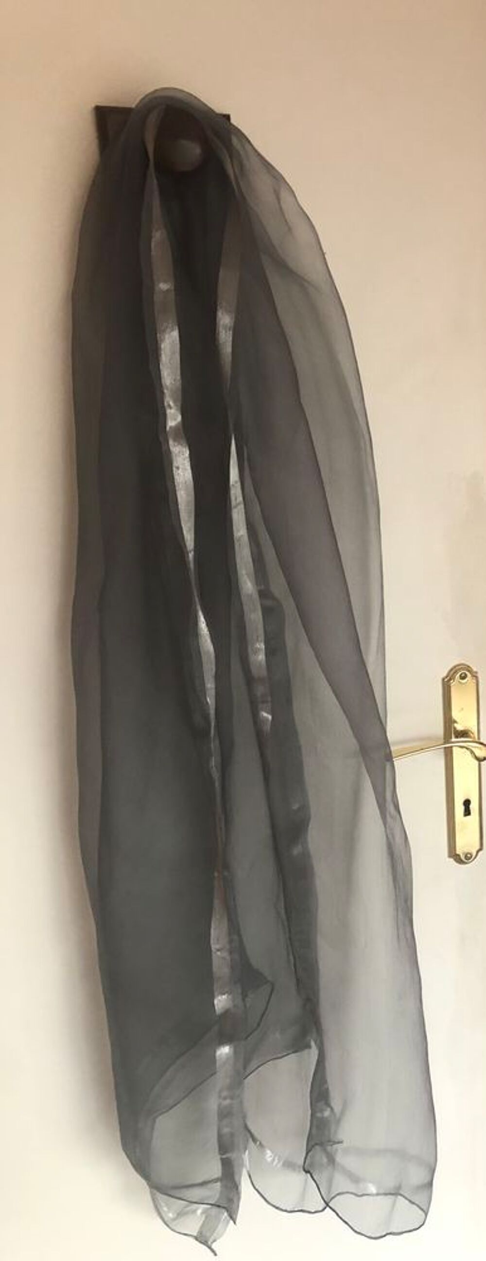 &eacute;charpe femme en soie Vêtements