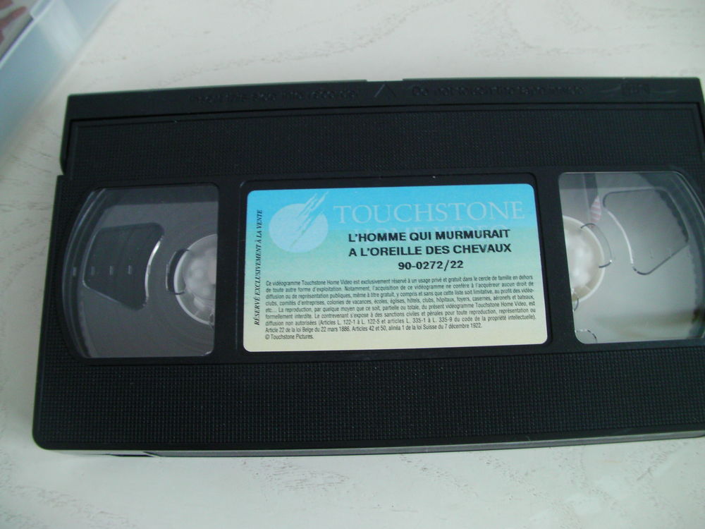 K7 VHS film &quot;L'HOMME QUI MURMURAIT A L'OREILLE DES CHEVAUX&quot; DVD et blu-ray