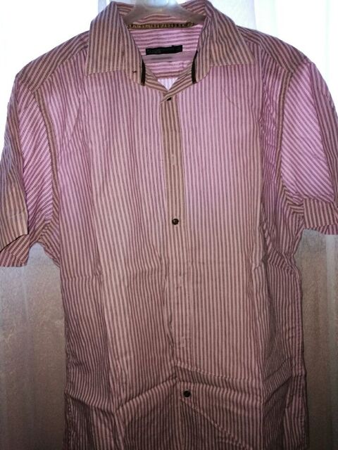 TRES BELLE CHEMISE MANCHES COURTES marque JULES r�gular T 4 12 Villiers (86)