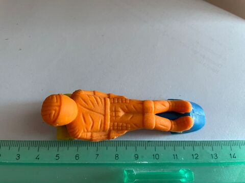 Gomma gomme eraser collection astronaute orange 6 Bures-sur-Yvette (91)